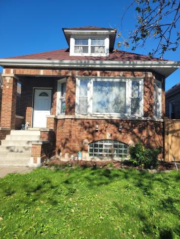 6005 South Tripp Avenue Chicago IL 60629
