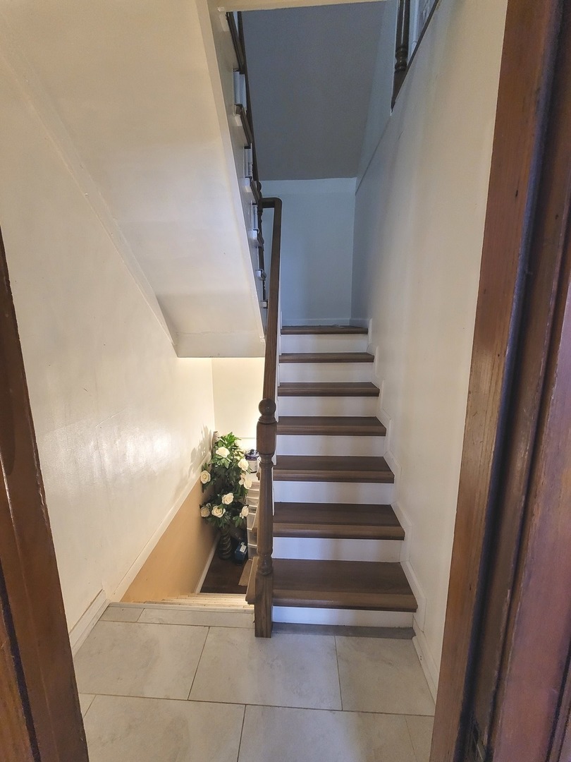 6005 South Tripp Avenue Chicago IL 60629