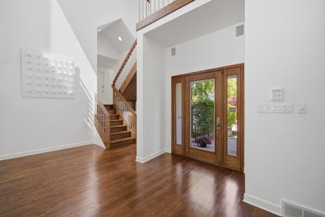 124 Ravinoaks Lane Highland Park IL 60035
