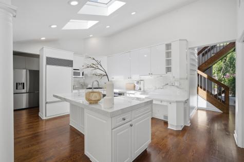 124 Ravinoaks Lane Highland Park IL 60035