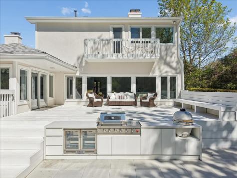 124 Ravinoaks Lane Highland Park IL 60035
