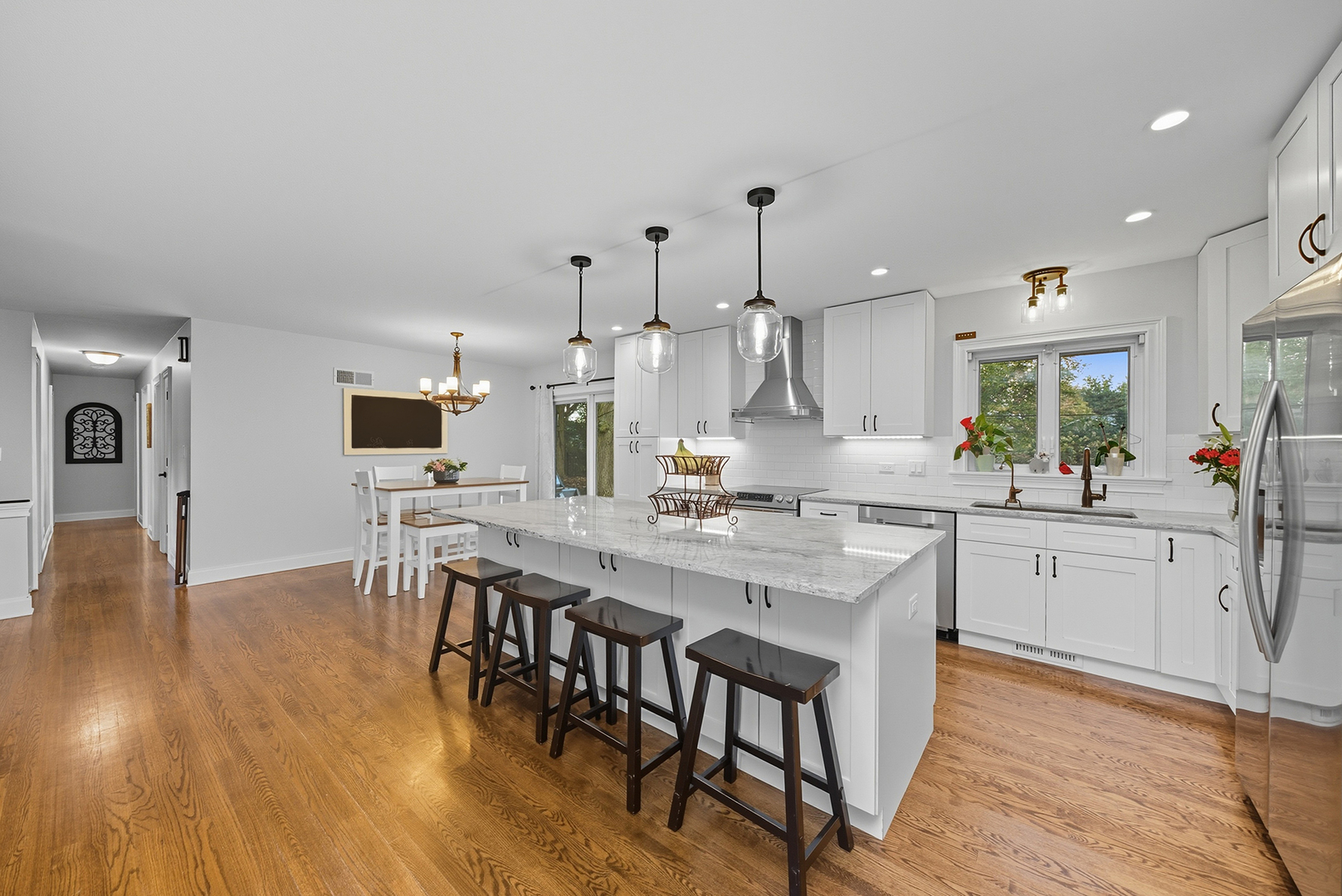 8615 Washington Street Downers Grove IL 60516