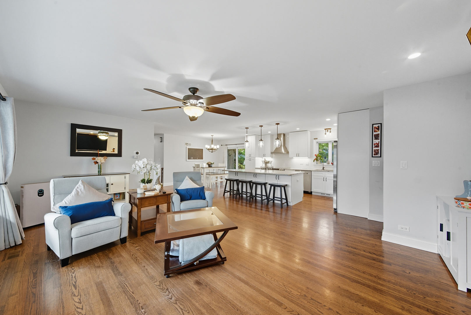 8615 Washington Street Downers Grove IL 60516