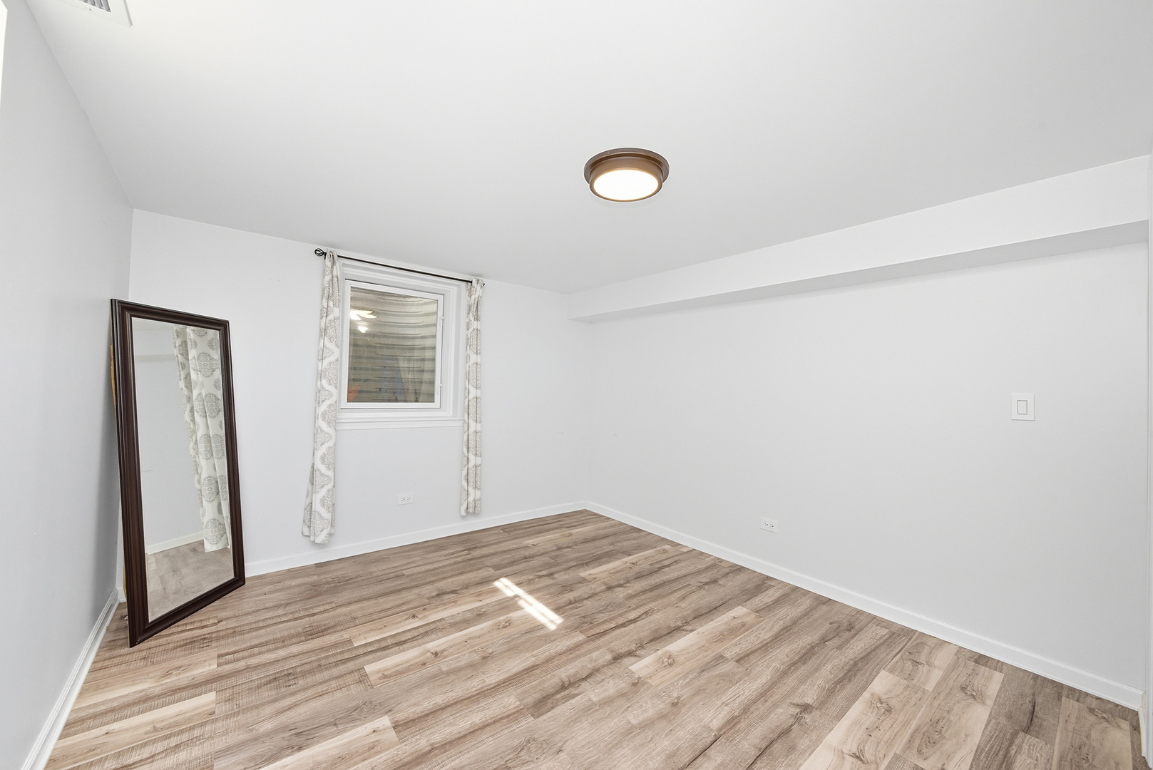 8615 Washington Street Downers Grove IL 60516