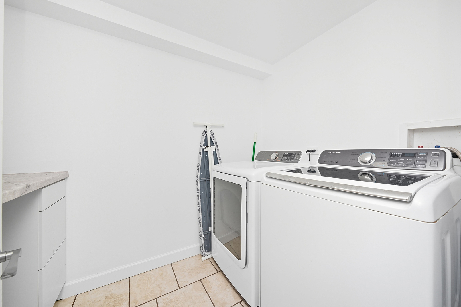 8615 Washington Street Downers Grove IL 60516