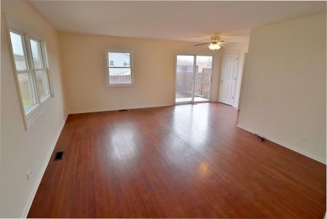 819 Mansfield Court Schaumburg IL 60194