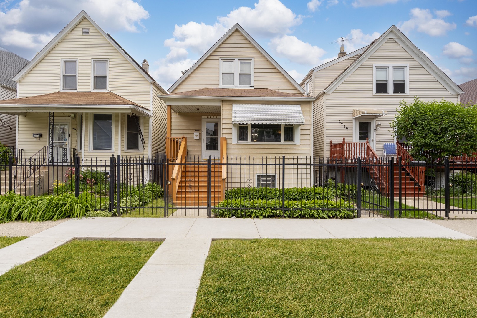 2221 North Keeler Avenue Chicago IL 60639