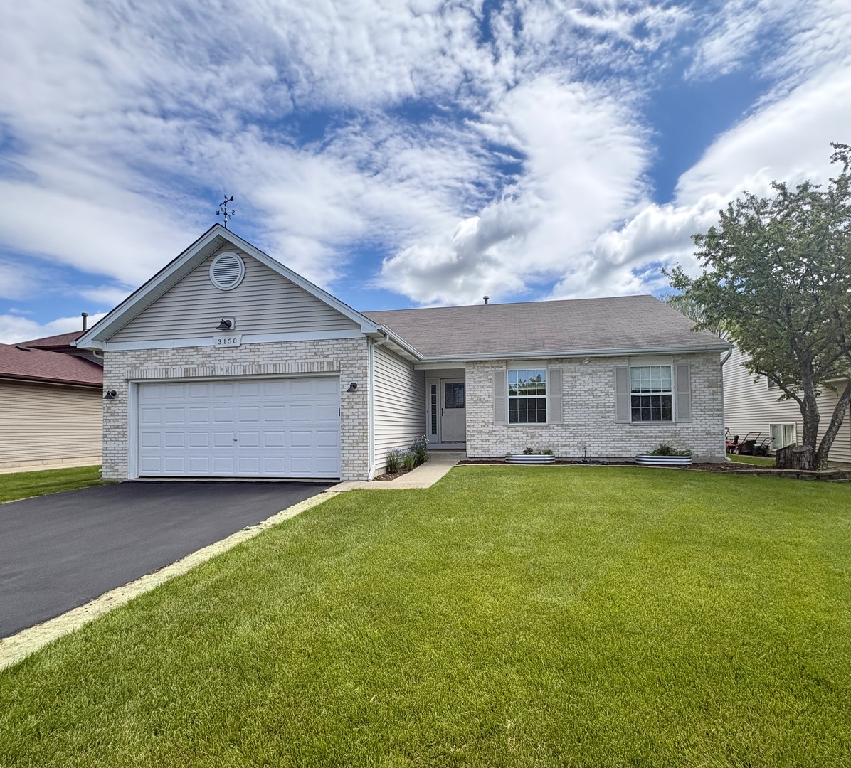 3150 Montrose Drive Lake In The Hills IL 60156