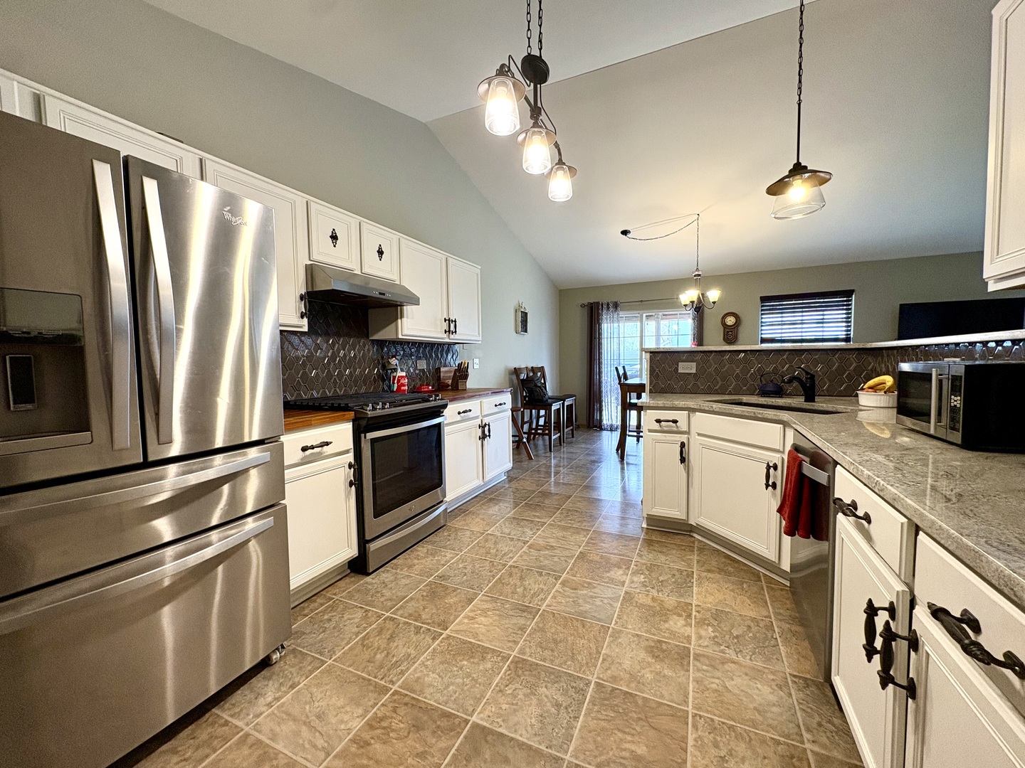 3150 Montrose Drive Lake In The Hills IL 60156