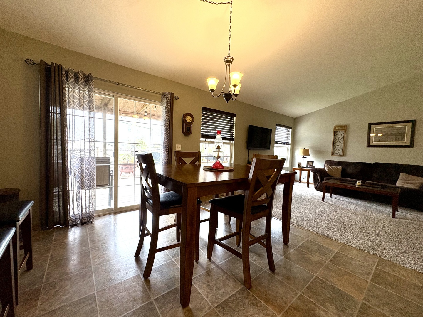 3150 Montrose Drive Lake In The Hills IL 60156