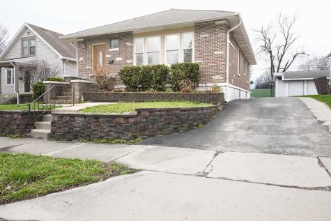 913 Oakland Avenue Joliet IL 60435
