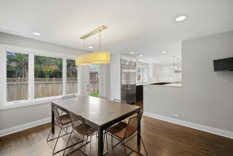 1473 Arbor Lane Northbrook IL 60062