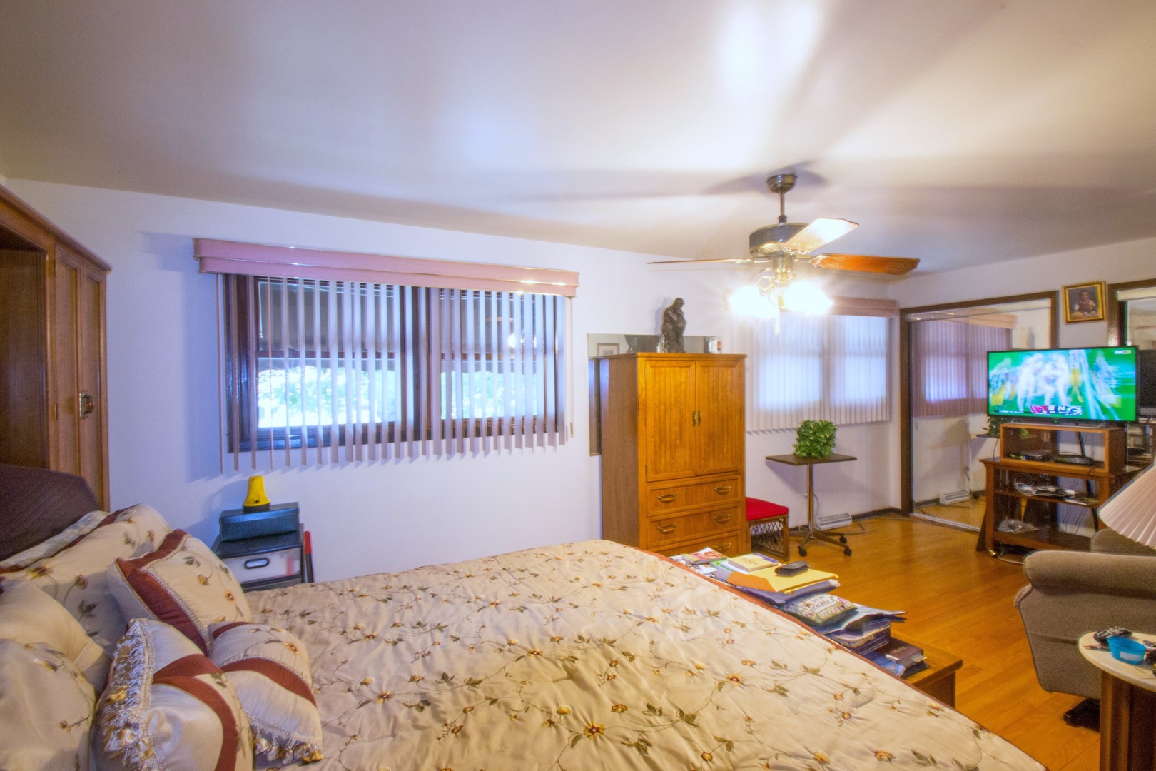 10656 South Rhodes Avenue Chicago IL 60628