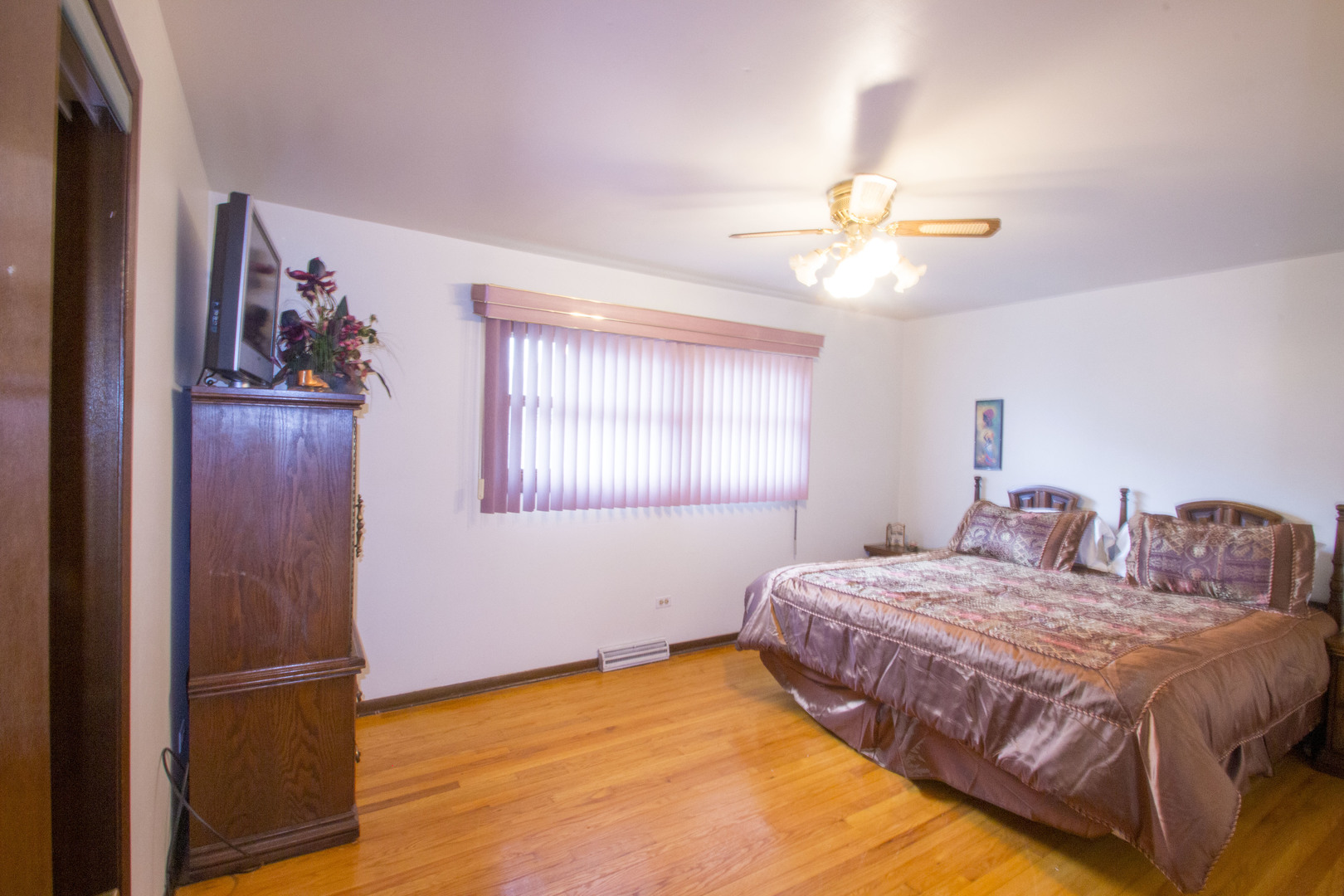 10656 South Rhodes Avenue Chicago IL 60628