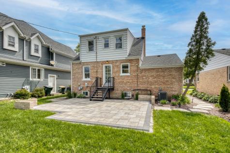 948 North Salem Avenue Arlington Heights IL 60004