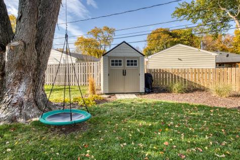 948 North Salem Avenue Arlington Heights IL 60004