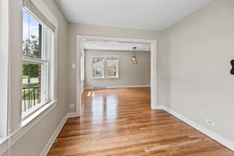 948 North Salem Avenue Arlington Heights IL 60004