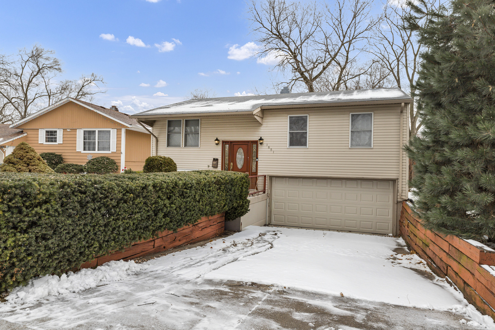 1651 Ardmore Avenue Glendale Heights IL 60139