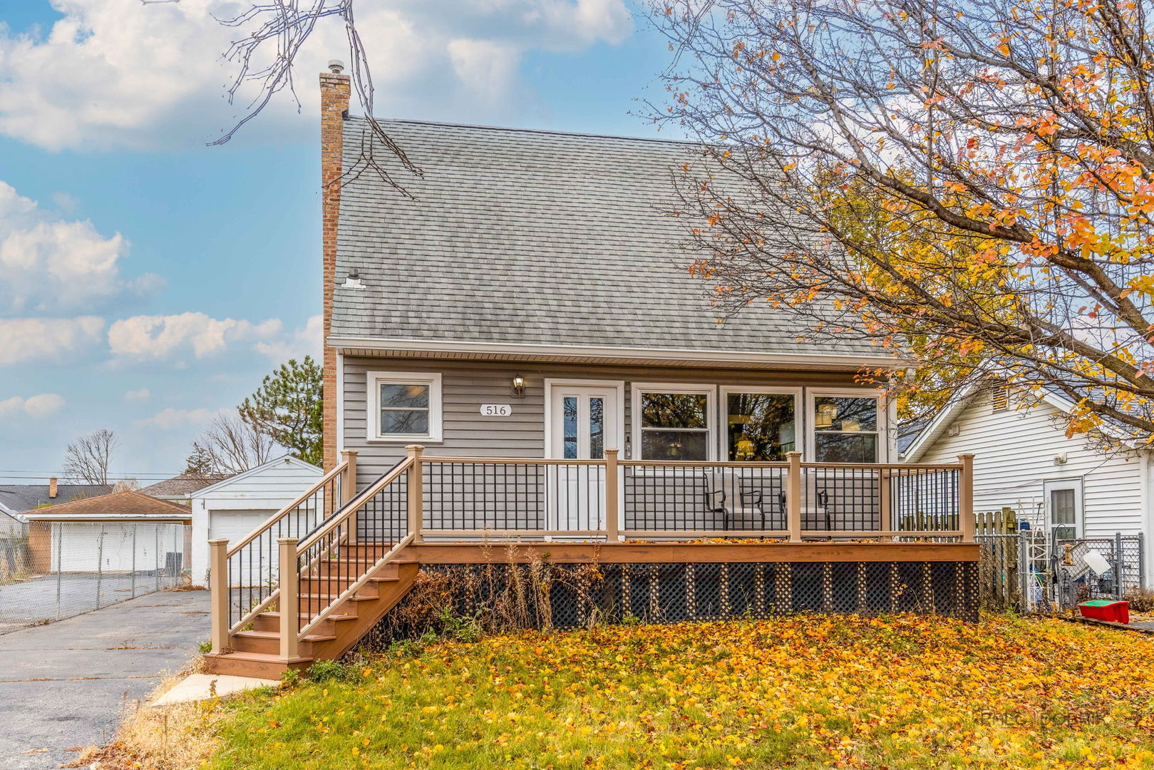 516 North Emroy Avenue Elmhurst IL 60126