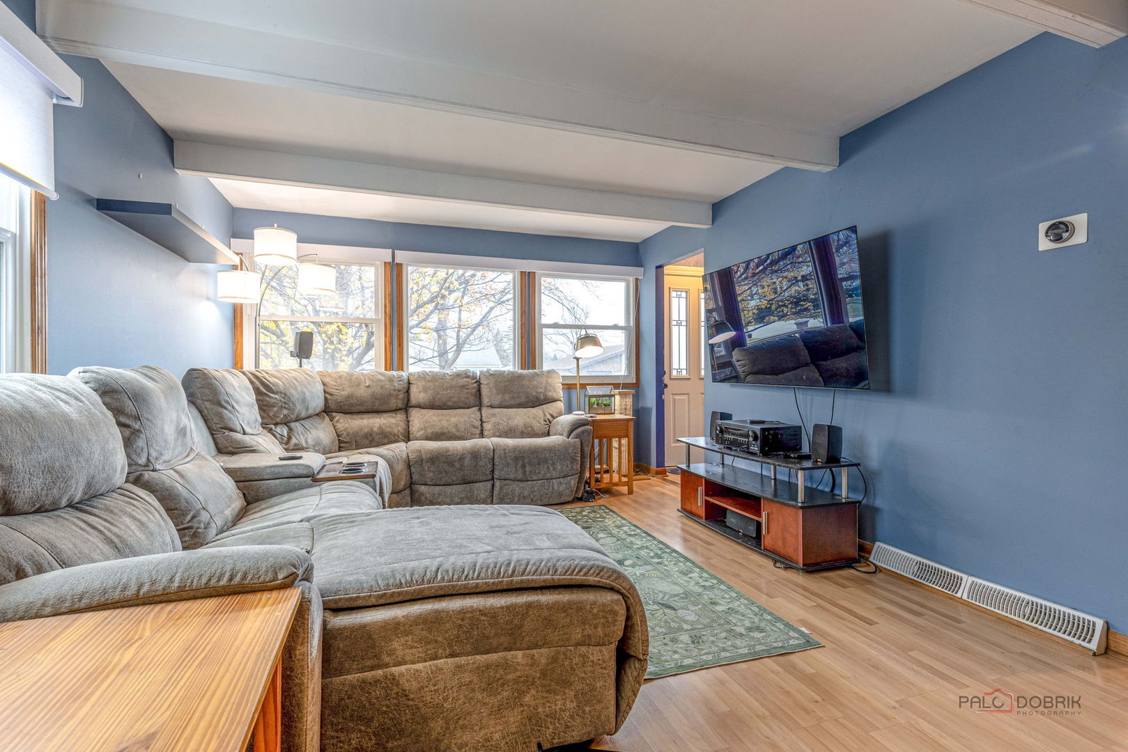 516 North Emroy Avenue Elmhurst IL 60126