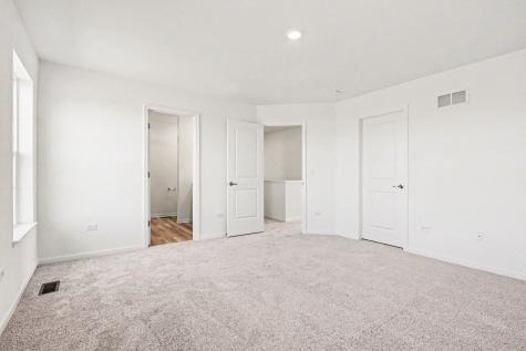413 Hathaway Lane Oswego IL 60543