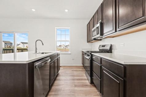 413 Hathaway Lane Oswego IL 60543