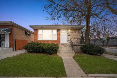 3700 West 76th Place Chicago IL 60652
