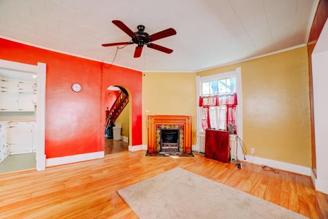 308 East Mulberry Street Watseka IL 60970