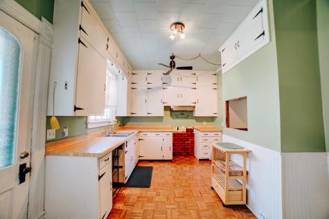 308 East Mulberry Street Watseka IL 60970