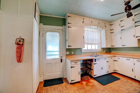 308 East Mulberry Street Watseka IL 60970
