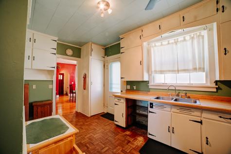 308 East Mulberry Street Watseka IL 60970