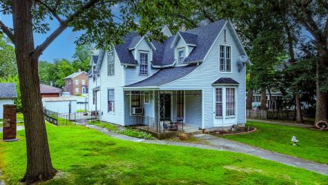 308 East Mulberry Street Watseka IL 60970