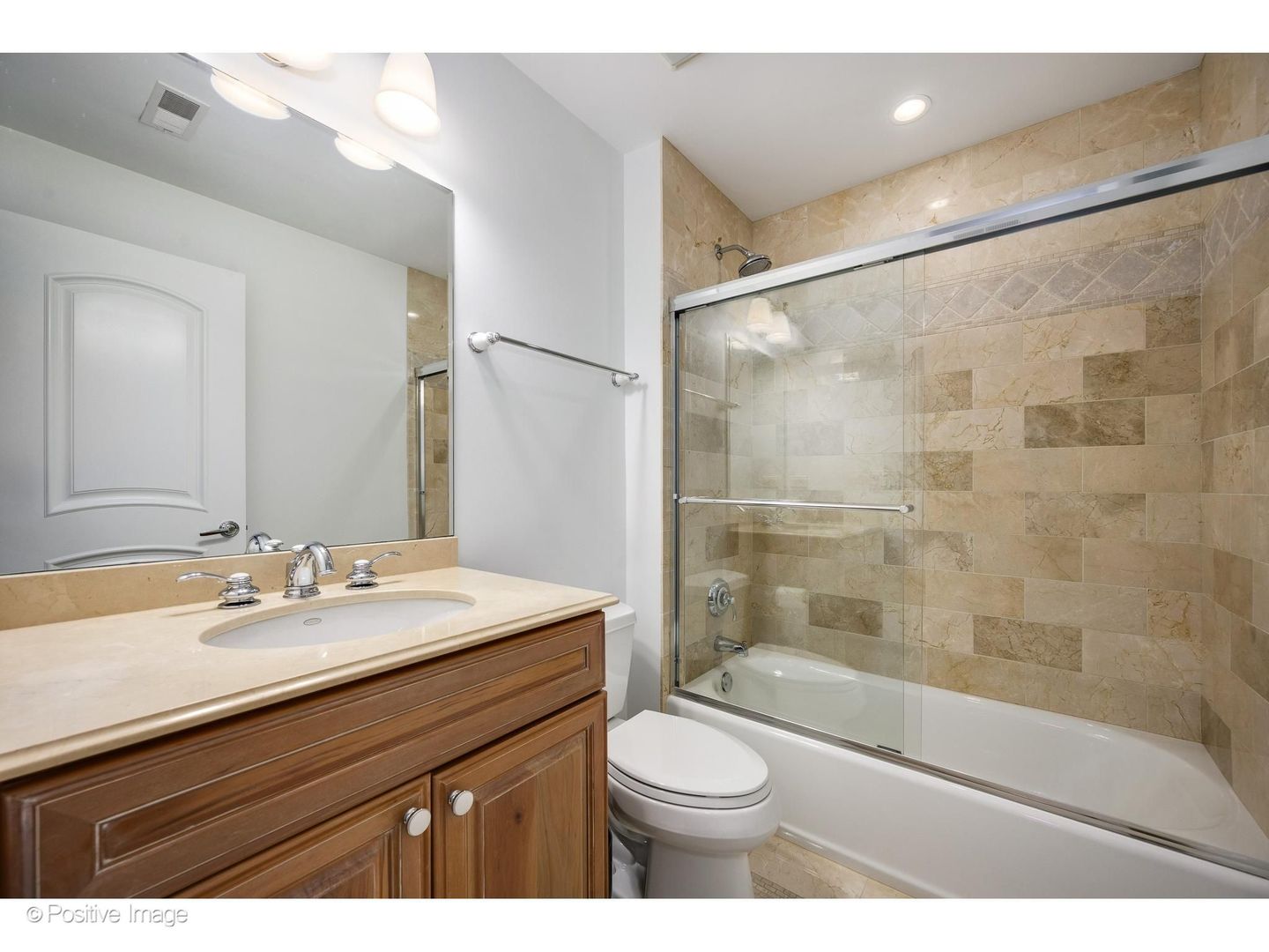 2714 North Greenview Avenue Chicago IL 60614