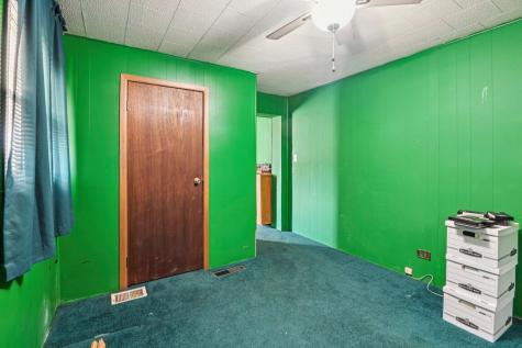 8853 South Troy Avenue Evergreen Park IL 60805