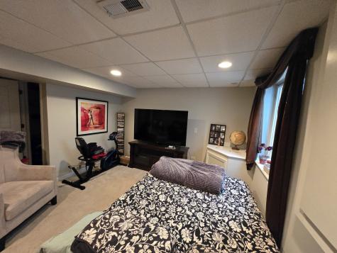 494 Vaughn Circle Aurora IL 60502