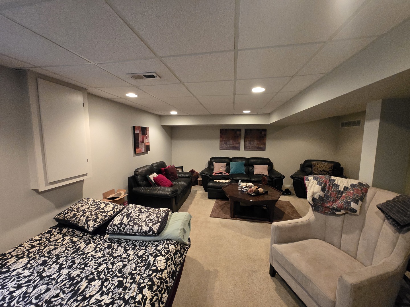 494 Vaughn Circle Aurora IL 60502