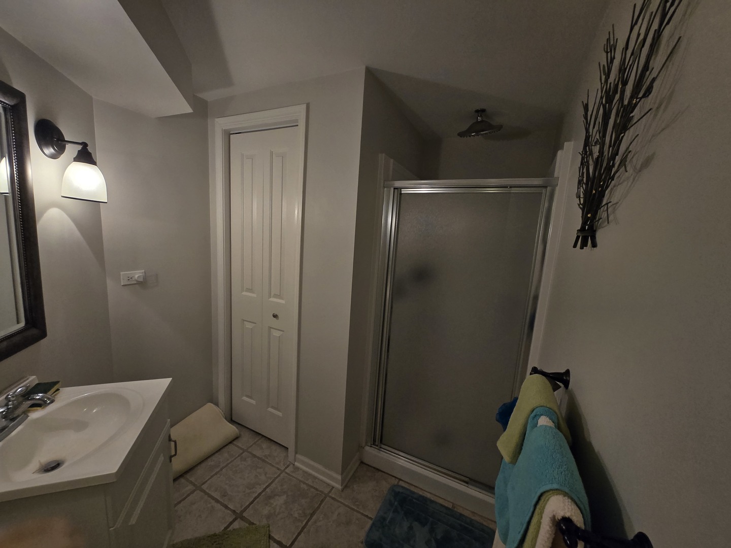 494 Vaughn Circle Aurora IL 60502