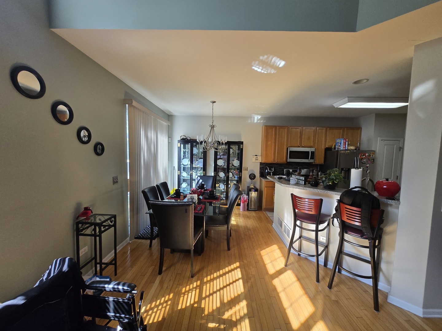 494 Vaughn Circle Aurora IL 60502