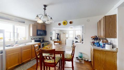 215 Grove Street Weldon IL 61882