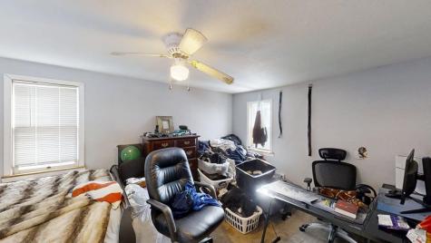 215 Grove Street Weldon IL 61882