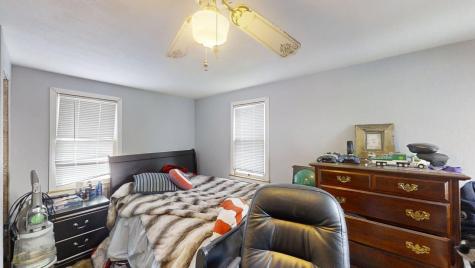 215 Grove Street Weldon IL 61882