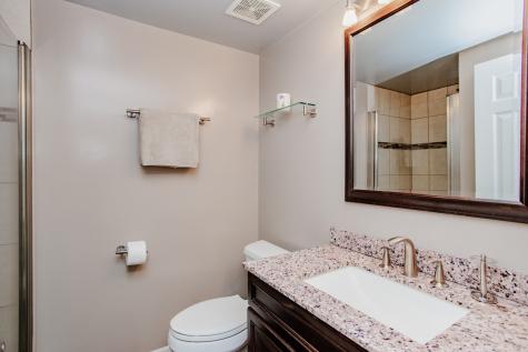 5039 Warren Street Skokie IL 60077