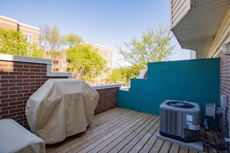 5039 Warren Street Skokie IL 60077
