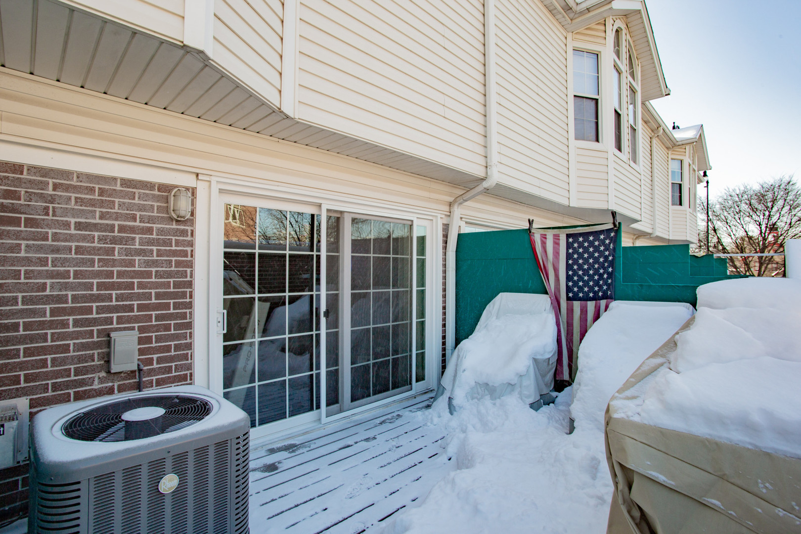 5039 Warren Street Skokie IL 60077