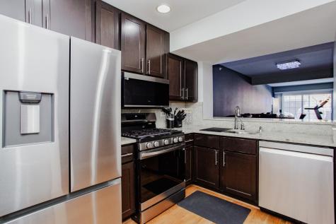 5039 Warren Street Skokie IL 60077