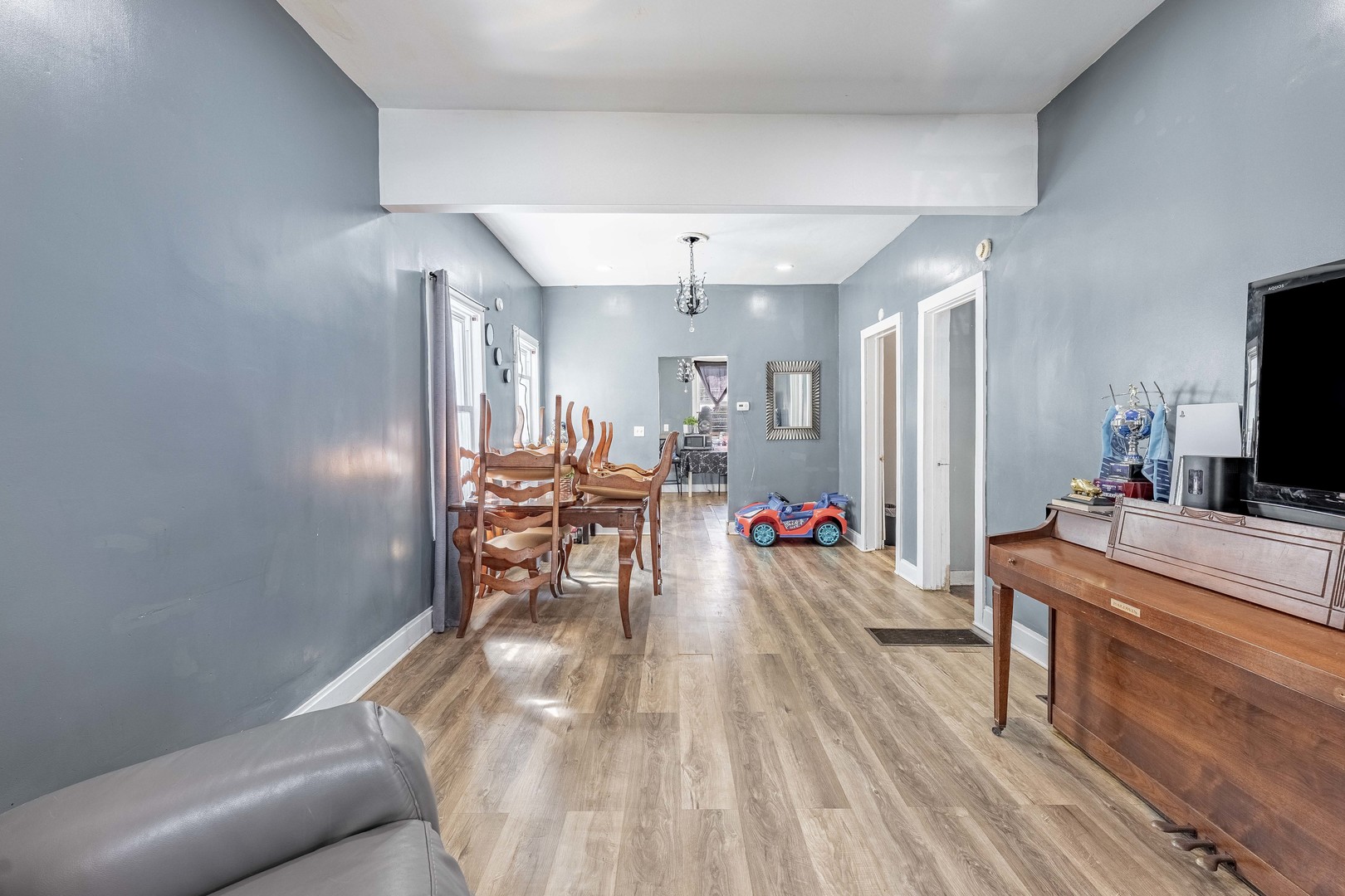 5308 South Peoria Street Chicago IL 60609