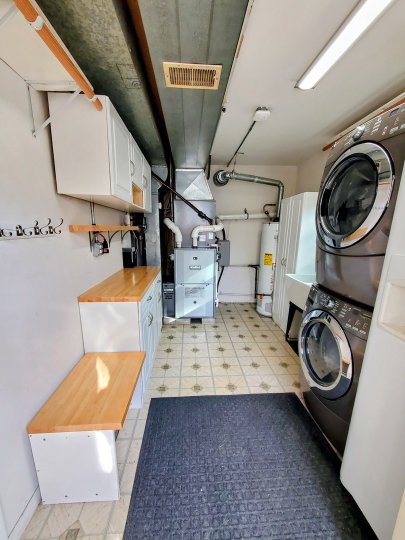 220 North Grace Street Lombard IL 60148