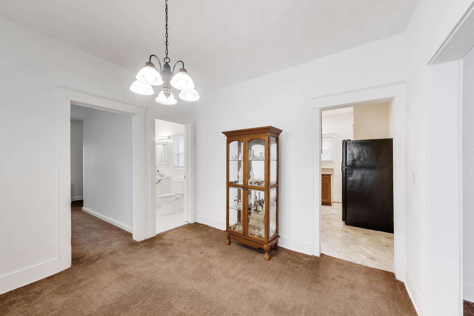 534 North May Street Aurora IL 60506