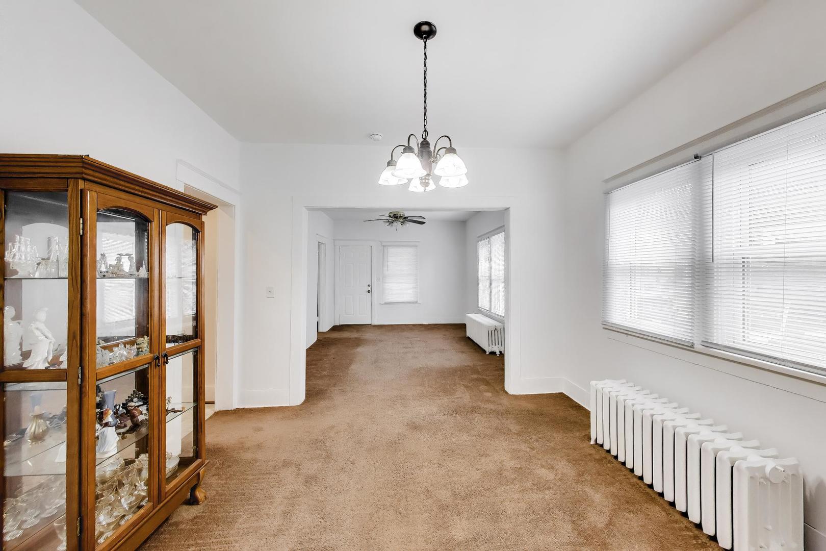 534 North May Street Aurora IL 60506