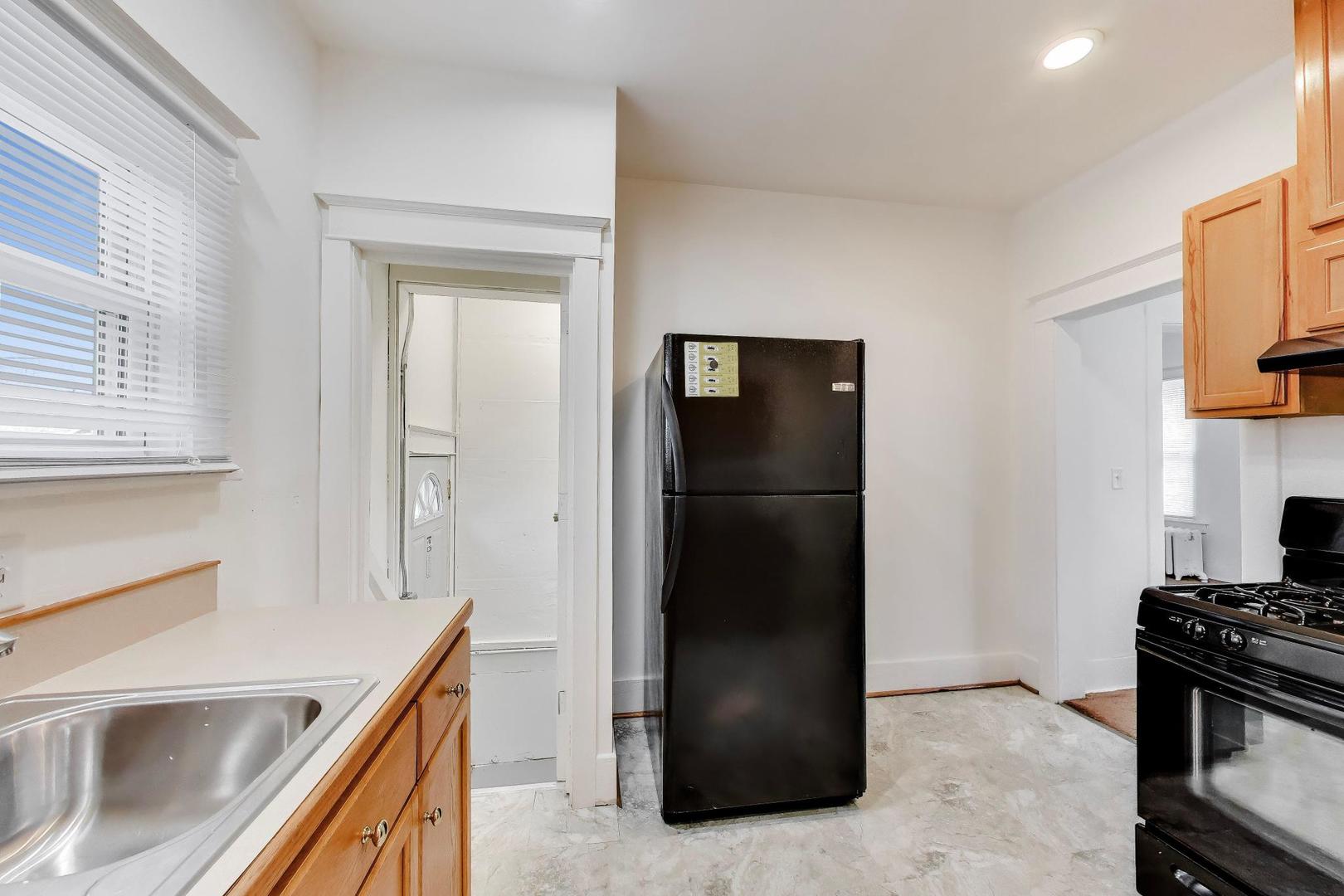 534 North May Street Aurora IL 60506